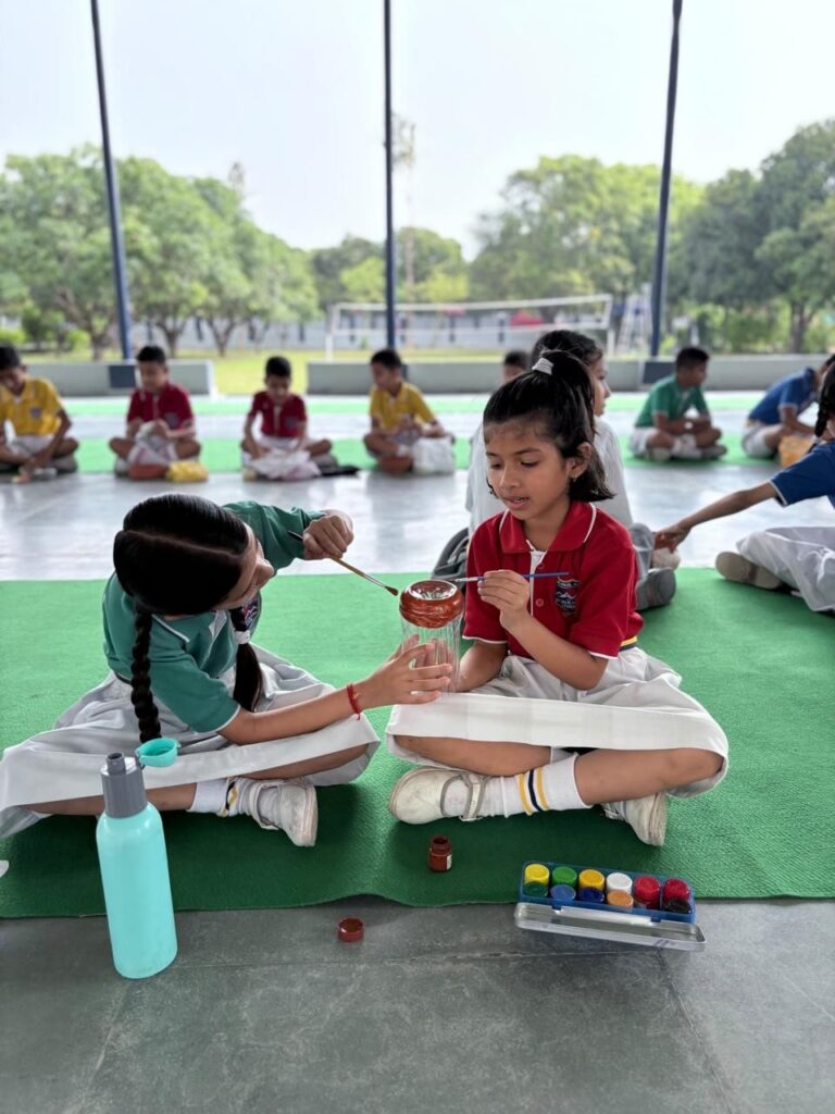 298f288a-c590-4b83-aa5c-718ef60010f3