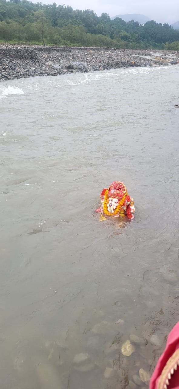 7d0cd81d-caa1-4994-b619-e15d6aa048e9