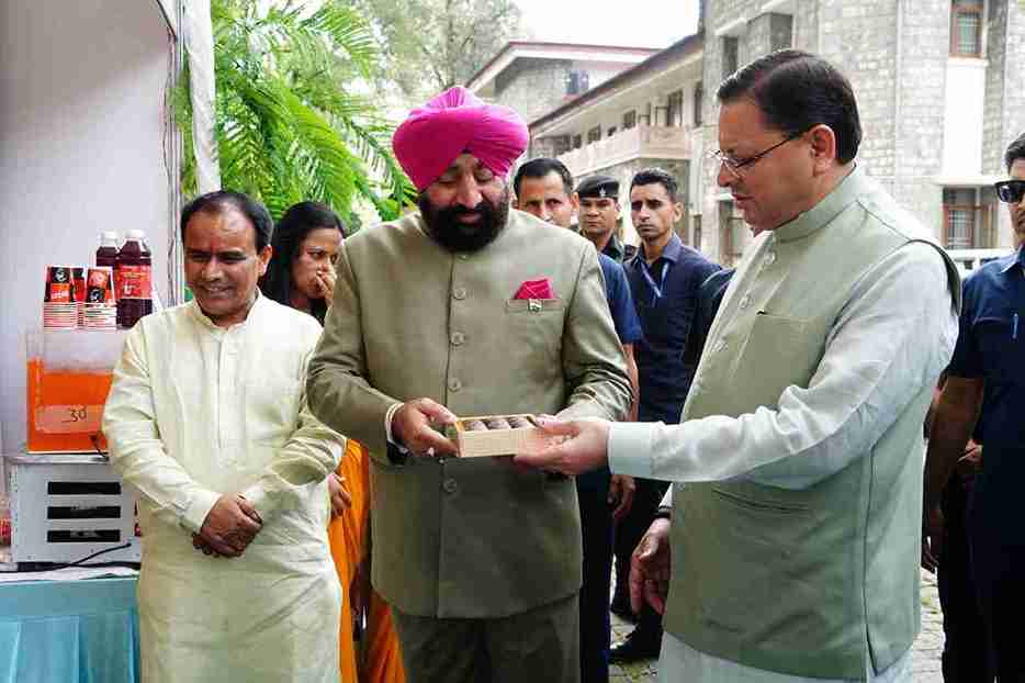 CM Photo 31 dt. 17 September, 2025_11zon