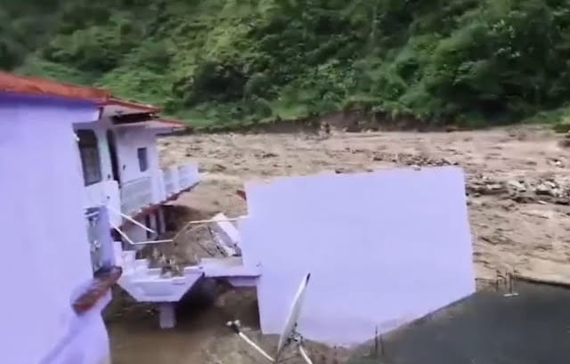 ead16581-f2c6-4c03-ae6d-c7762f5a519c