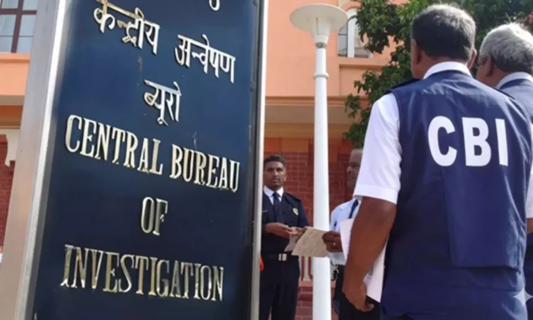 UKSSSC पेपर लीक मामले में CBI ने की पहली गिरफ्तारी:टिहरी की सहायक प्रोफेसर को पकड़ा, अब तक तीन लोग हो चुके गिरफ्तार
