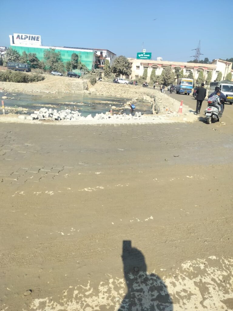 6c373669-81c6-4d84-a3f8-736a347b142c