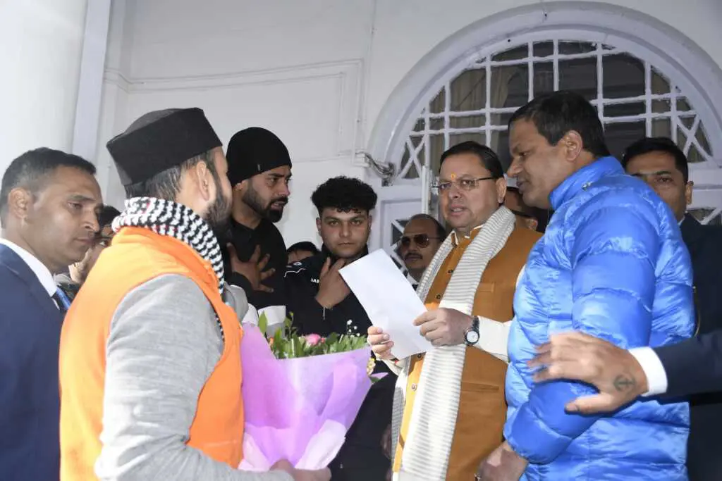 मुख्यमंत्री पुष्कर सिंह धामी ने दिए जिलाधिकारियों को यह निर्देश, पढिए पूरी खबर विस्तार से