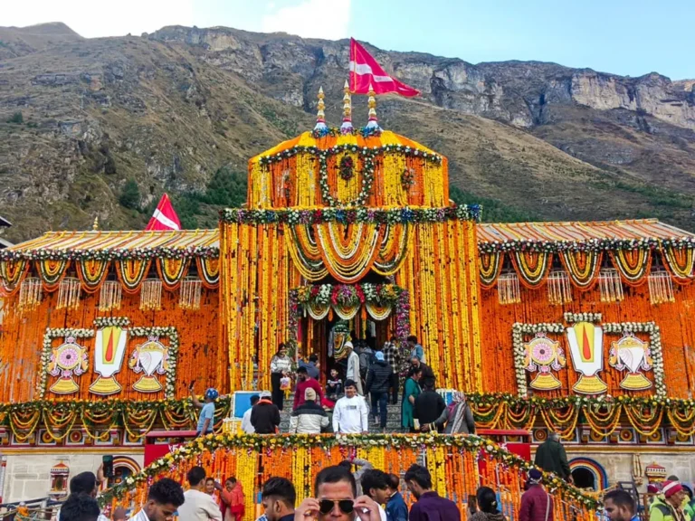 आज शाम 5:13 पर बद्रीनाथ धाम के कपाट शीतकाल के लिए बंद