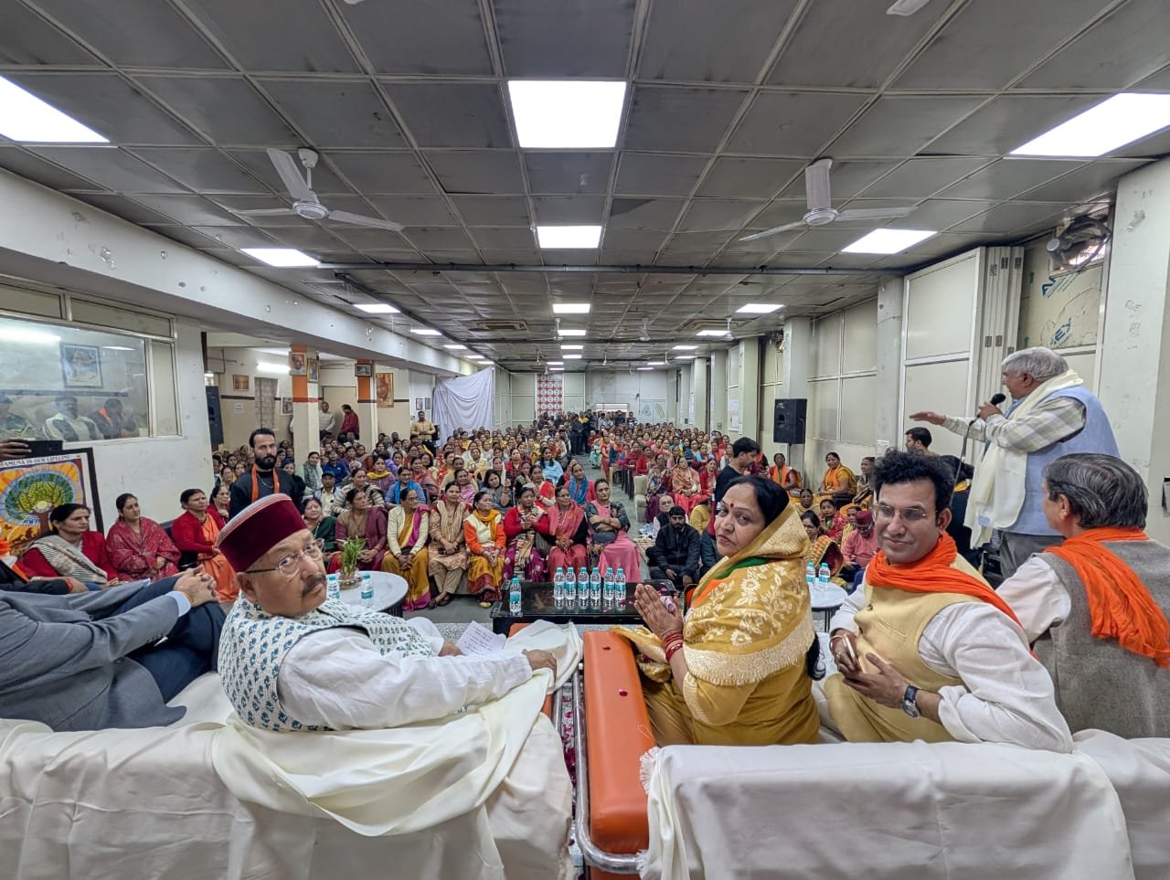 एमसीडी में विकास के लिए भाजपा उम्मीदवारों को जीताना जरूरी: महाराज