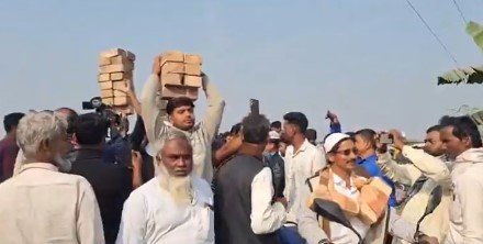 मुर्शिदाबाद: निलंबित TMC विधायक हुमायूं कबीर आज रखेंगे ‘बाबरी मस्जिद’ की नींव, सुरक्षा कड़ी