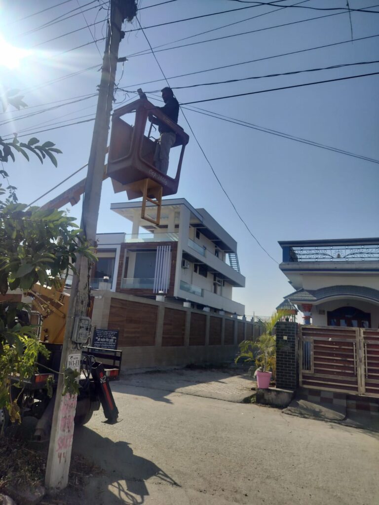 35e7f7d9-33cc-4320-b639-e9ef822abd48