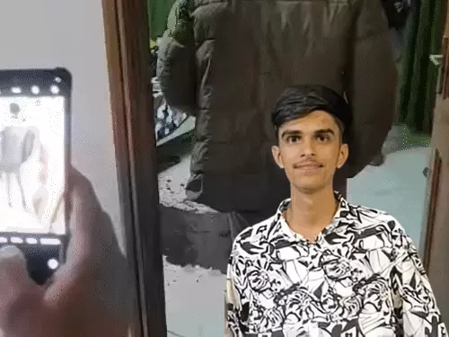 देहरादून में LLB छात्र ने खुद को शूट किया:लाश देख बहन बेहोश, वकील पिता को अटैक; सेल्फी एंगल पर भी जांच