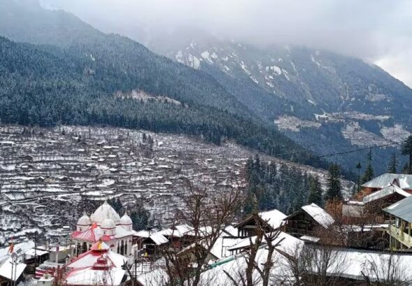 मौसम ने ली करवट: तापमान चढ़ा, आज बारिश से मिल सकती है राहत