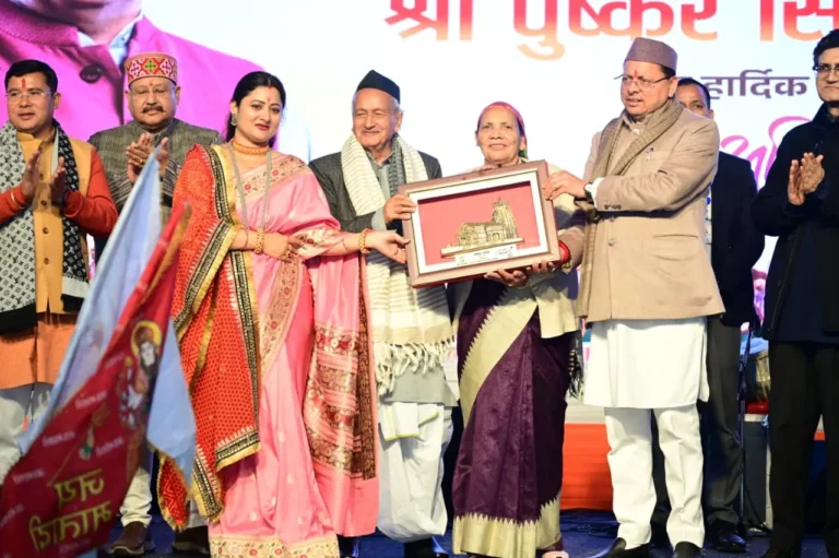 उत्तरायणी कौथिक महोत्सव के समापन में पहुंचे CM धामी, सांस्कृतिक मंच से दिया बड़ा संदेश
