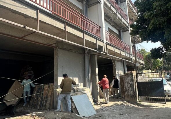 एमडीडीए की सख्ती: जाखन-सिनोला में अवैध निर्माण सील, विशेष अभियान में बड़ी कार्रवाई