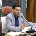 प्रशासन का बड़ा एक्शन सीएचसी रायपुर; एक ही व्यक्ति विशेष का जन औषधि केंद्र व बगल में ही मेडिकल स्टोर दोने के लाइसेंस निरस्त