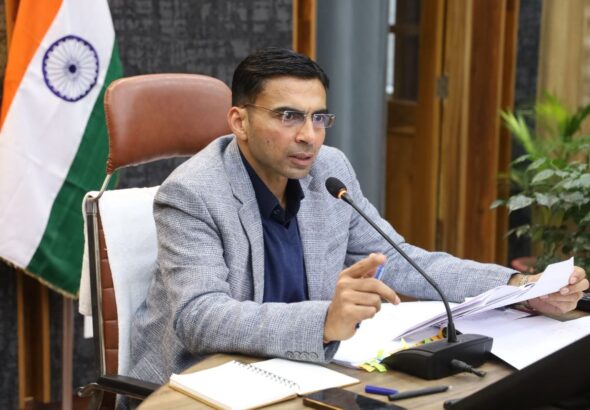 प्रशासन का बड़ा एक्शन सीएचसी रायपुर; एक ही व्यक्ति विशेष का जन औषधि केंद्र व बगल में ही मेडिकल स्टोर दोने के लाइसेंस निरस्त