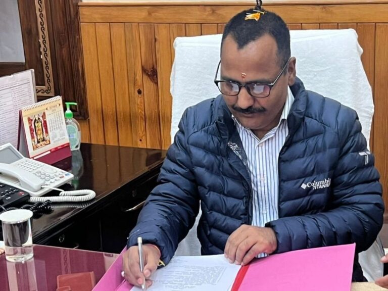 नैनीताल ब्रेकिंग: DM का बड़ा एक्शन, 5 अपराधी जिला बदर, गुंडा एक्ट की कार्रवाई