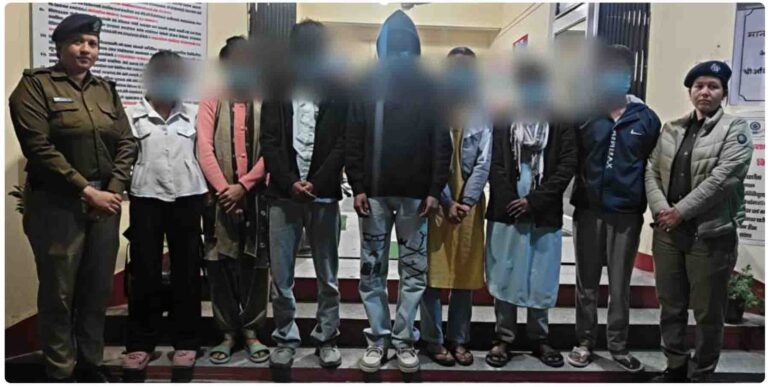 हरिद्वार में बोर्ड परीक्षा में फर्जीवाड़ा: 7 गिरफ्तार, एक फरार