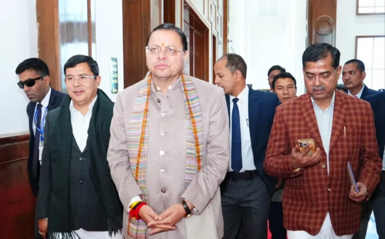 धामी सरकार का सख्त कदम: अवैध खनन मामले में पूरी पुलिस चौकी सस्पेंड