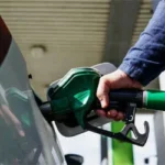 ब्रेकिंग: पेट्रोल-डीजल पर एक्साइज ड्यूटी ₹10 घटी, कीमतों में बढ़ोतरी पर लगी रोक
