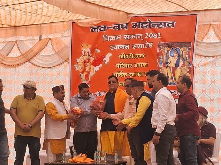 बिग ब्रेकिंग  सौरमंडल में चुनाव संपन्न राजा पद पर देवगुरु बृहस्पति एवं मंत्री पद पर सेनापति मंगल हुए निर्वाचित।