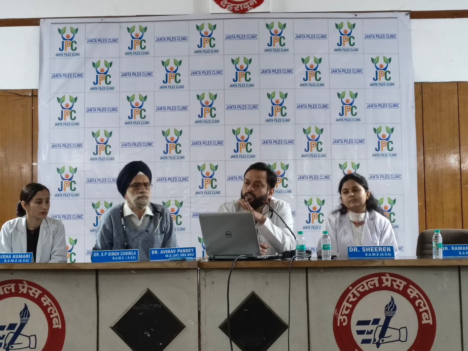 b9eba775-1419-4f51-afef-13768f8cc3cd