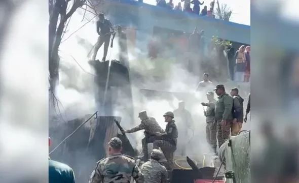 गौरंग गांव में गोशाला में भीषण आग, सेना-फायर टीम ने बचाई पूरी बस्ती