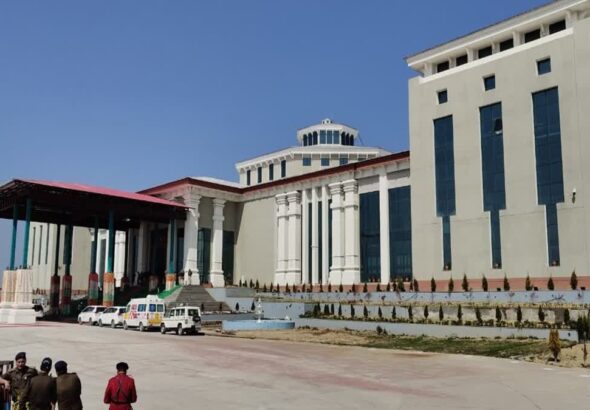 गैरसैंण सत्र का अहम दिन: बजट पर चर्चा, विपक्ष भ्रष्टाचार मुद्दे पर घेरने को तैयार