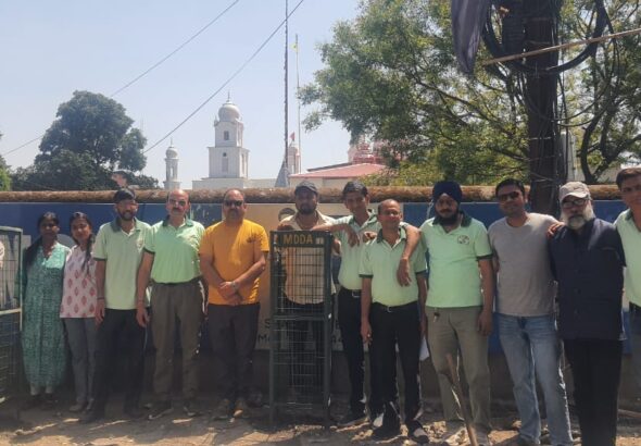 043b06a9-e8fa-450d-9602-673814b641a3