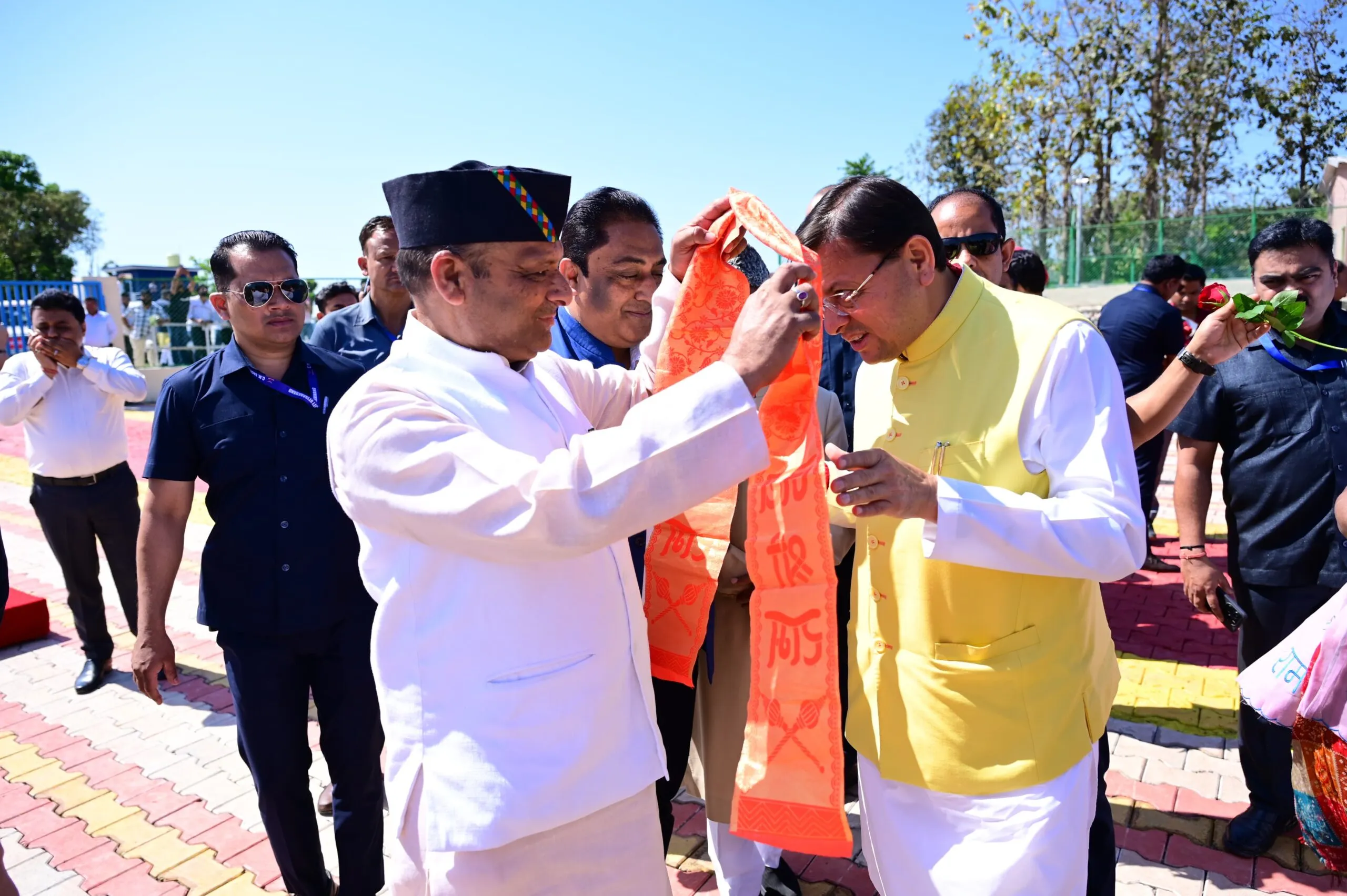 9b5353b0-1b3e-4393-920e-231de9ee41b7