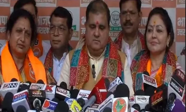 uttarakhand-congress-leader-joins-bjp-membership-drive_11zon-780x470-1